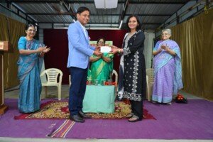 स्व. सुधा देव स्मृती पुरस्कार आणि संस्था पुरस्कार